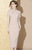 Teelanges, figurbetontes chinesisches Cheongsam-Kleid mit Spitzenkante und Riemenknöpfen