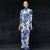 Chinesisches Cheongsam-Kleid in voller Länge mit Blumenmuster aus Baumwolle im Retro-Stil