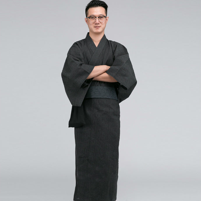 Kimono tradicional japones hombre