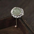 Spilla in argento sterling con giada verde disegnata dal loto